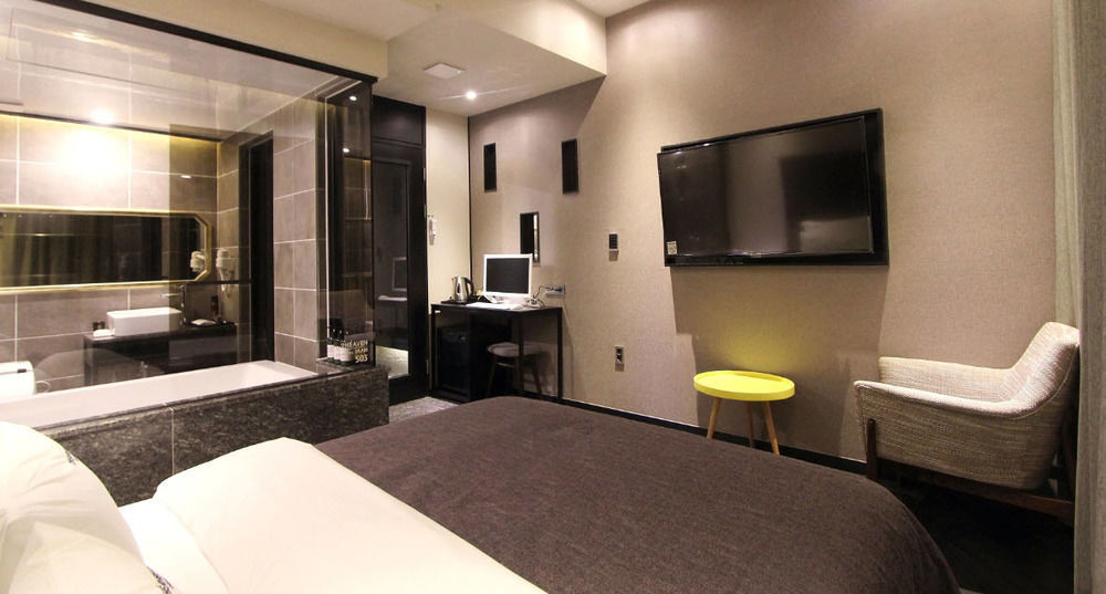 2 Heaven Hotel Lotte Waterpark Gimhae Luaran gambar